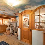 Hotel Romantica 3*