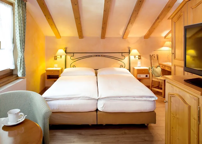 浪漫酒店 酒店 3*