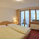 Romantica Hotel 3*